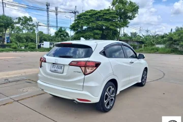 Honda HR-V 1.8 EL 2016 White more images