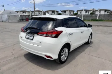 Toyota Yaris 1.2 G 2018 White more images