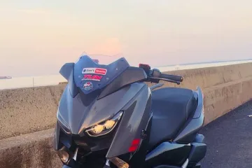 Yamaha XMax 300 2019 Grey image 4