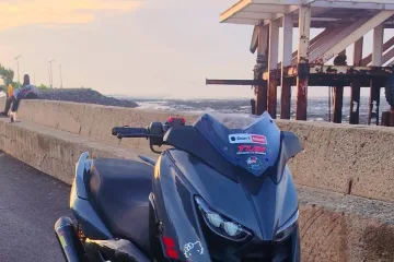 Yamaha XMax 300 2019 Grey image 3
