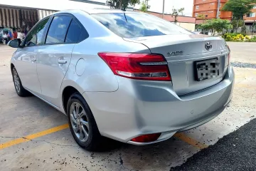 Toyota Vios 1.5 E 2018 Auto Silver Metallic image 4