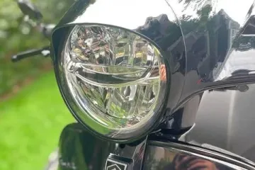 2021 Vespa GTS 300 SuperTech Black image 3