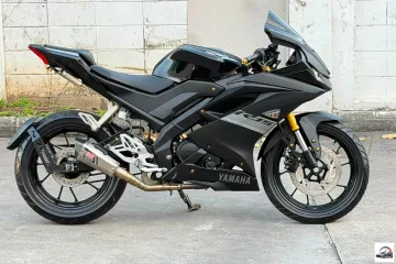 2021 YAMAHA R15 V3 Black image 1