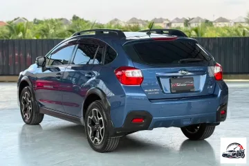 2015 SUBARU XV 2.0i-P AT AWD Blue image 4