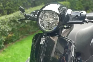 2021 Vespa GTS 300 SuperTech Black image 4