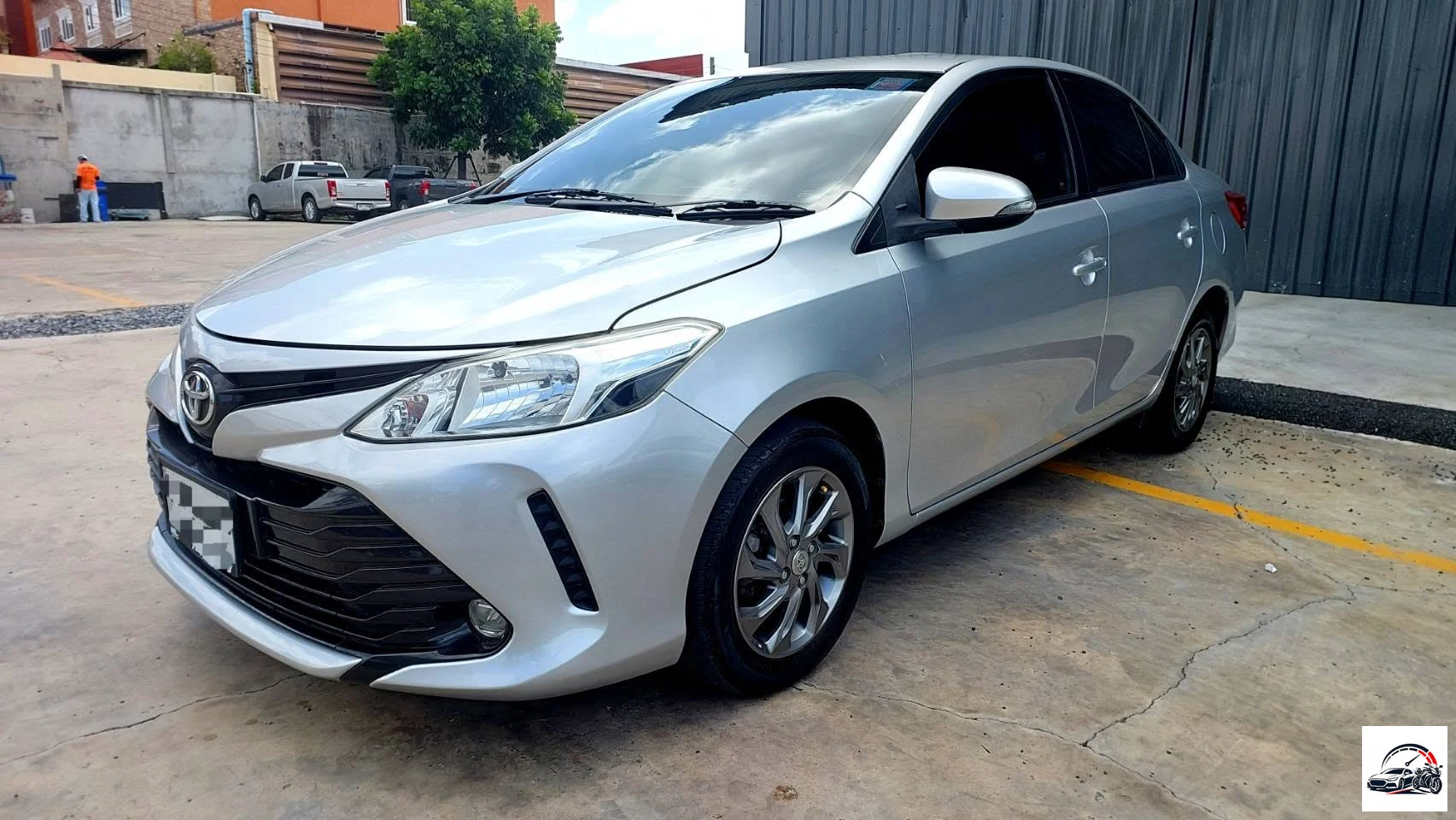 Toyota Vios 1.5 E 2018 Auto Silver Metallic