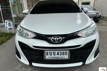 2020 TOYOTA YARIS 1.2 ENTRY White image 1