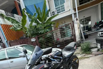 Yamaha YZF-R3 2018 Black image 1